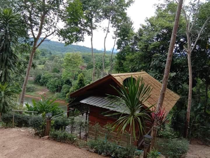 ภูริรักษ์ โฮมสเตย์ Ban Pha Saeng Lang المظهر الخارجي الصورة